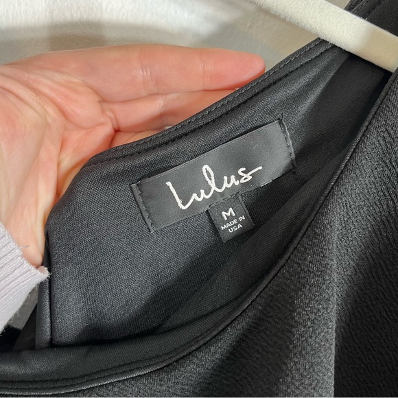 NWT Lulu’s So Amazed Black One-Shoulder Maxi Dress
Medium - Picture 6 of 6